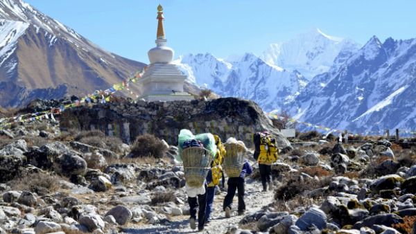 Nepal Himalayan trekking route